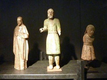 Goa- houten beeldjes