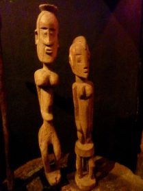 Dogon beelden 60/70 cm. hoog