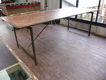 Internaat tafel 92 x 230 cm.